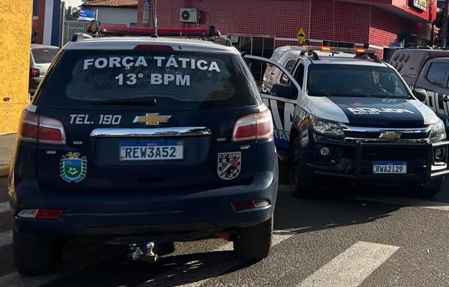 Operação Policial em Paranaíba Leva à Prisão de Suspeito e Apreensão de Arma