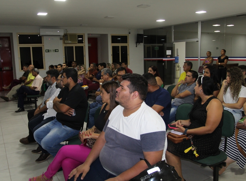 Audiência Pública discute Plano Diretor… Audiência Pública discute Plano Diretor…