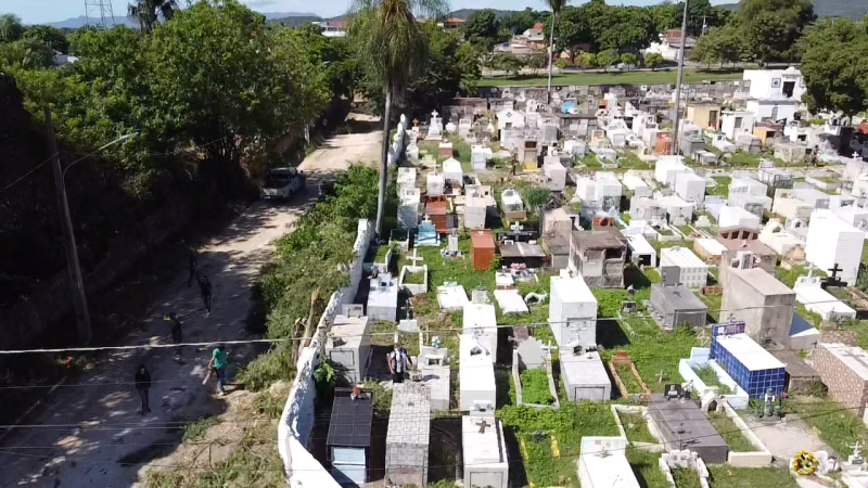 Prefeitura de Ladário realiza mutirão… Prefeitura de Ladário realiza mutirão…