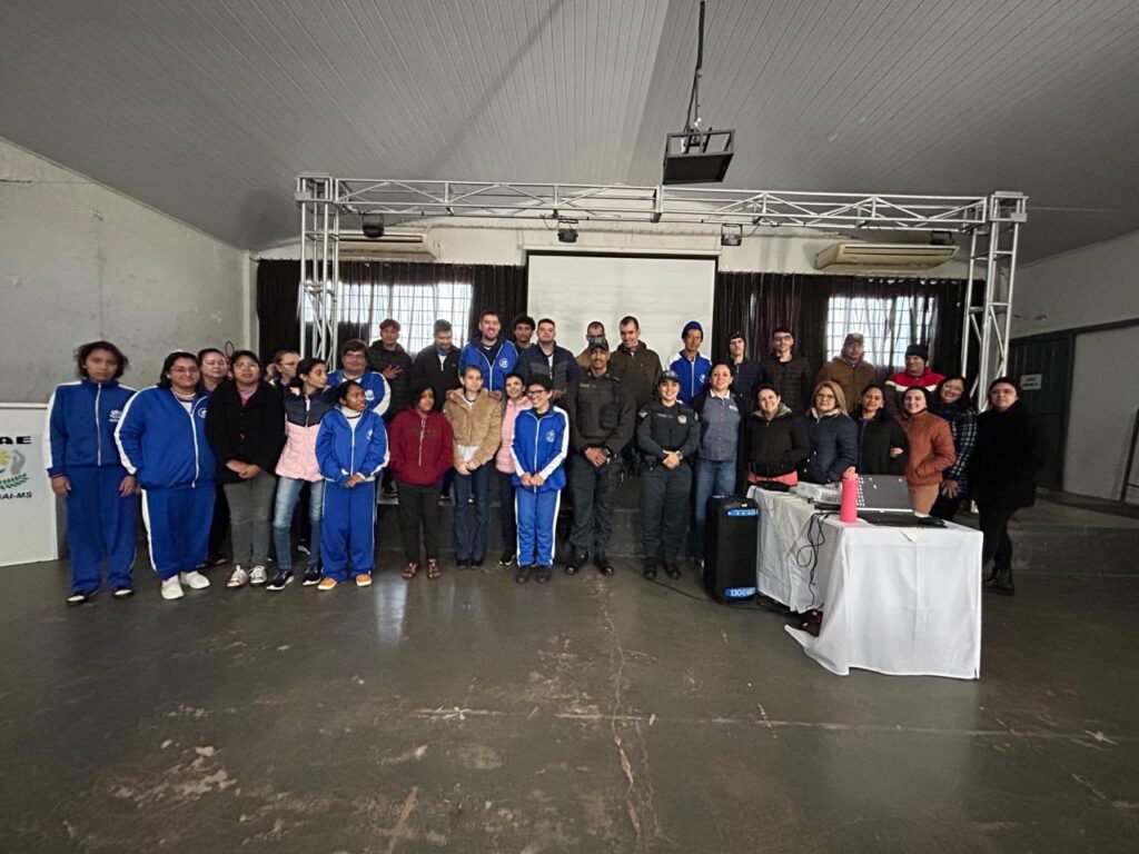 pmms realiza palestras preventivas e educativas em amambai