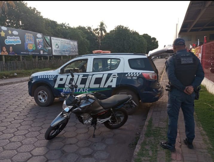 Polícia Militar captura foragido da justiça após ele fugir de blitz de trânsito em Corumbá Polícia Militar captura foragido da justiça após ele fugir de blitz de trânsito em Corumbá