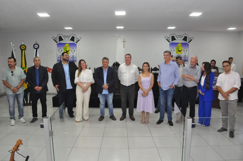 Ladário recebe visita de Governador com… Ladário recebe visita de Governador com…