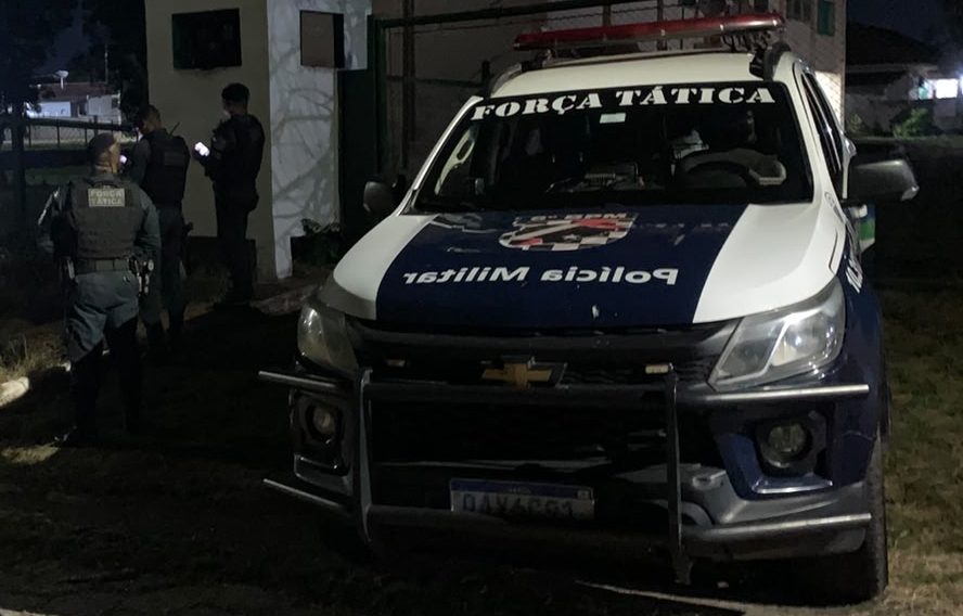 POLÍCIA MILITAR CUMPRE MANDADO DE PRISÃO DURANTE PATRULHAMENTO DA FORÇA TÁTICA EM CORUMBÁ POLÍCIA MILITAR CUMPRE MANDADO DE PRISÃO DURANTE PATRULHAMENTO DA FORÇA TÁTICA EM CORUMBÁ