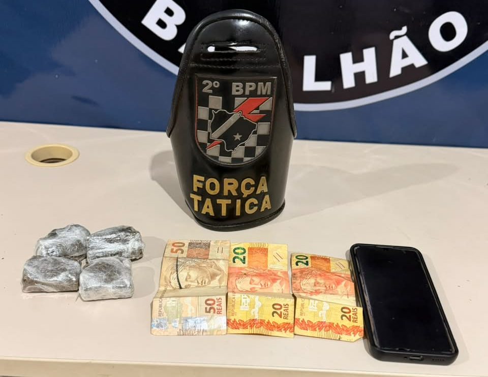 Polícia Militar em Três Lagoas realiza prisão de autor de tráfico de drogas Polícia Militar em Três Lagoas realiza prisão de autor de tráfico de drogas