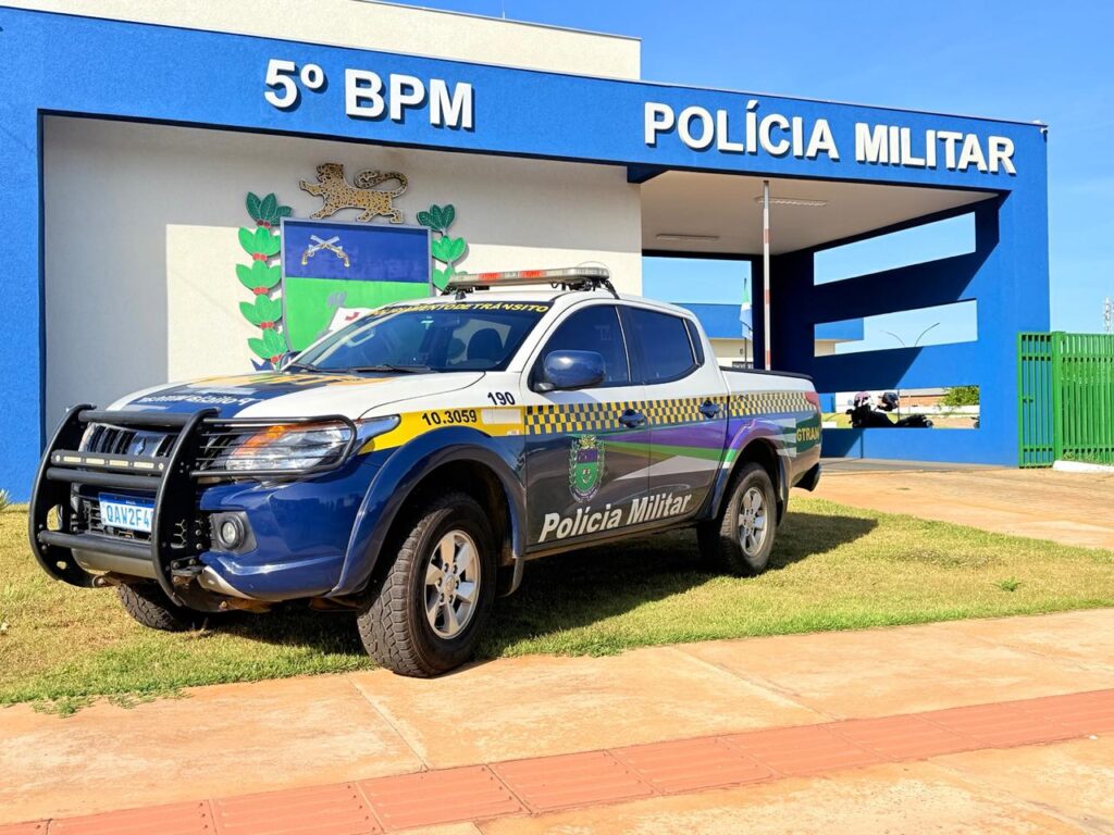 Polícia Militar prende motorista por direção perigosa e desobediência em Coxim Polícia Militar prende motorista por direção perigosa e desobediência em Coxim