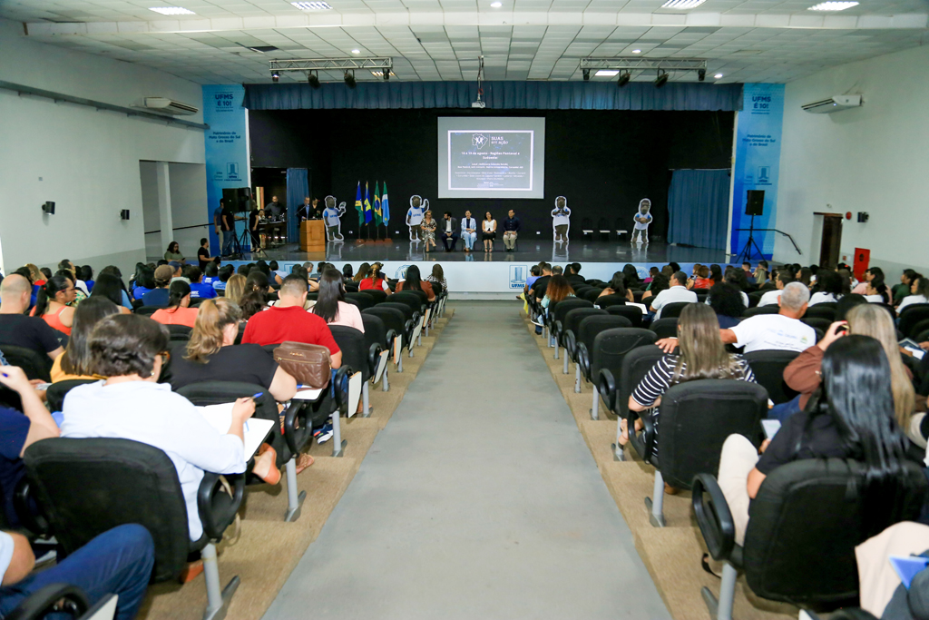 Corumbá sedia encontro regional para qualificação das equipes do SUAS Corumbá sedia encontro regional para qualificação das equipes do SUAS
