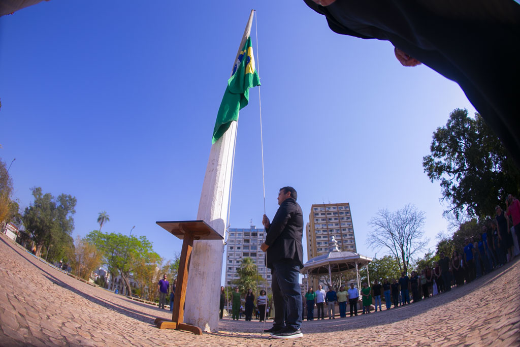 Cerimônia no Jardim da Independência abre programação da Semana da Pátria Cerimônia no Jardim da Independência abre programação da Semana da Pátria