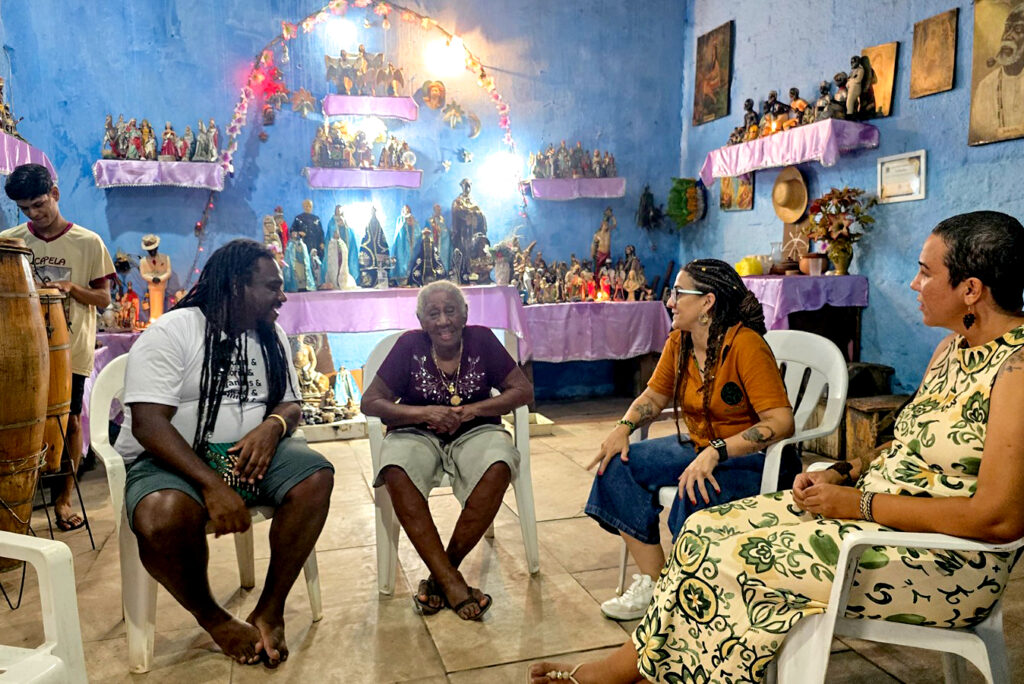 Roteiro afroturístico vivenciando o Banho de São João é finalista de prêmio nacional Roteiro afroturístico vivenciando o Banho de São João é finalista de prêmio nacional