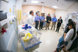 Corumbá inaugura primeira UTI neonatal e pediátrica da região do Pantanal Corumbá inaugura primeira UTI neonatal e pediátrica da região do Pantanal