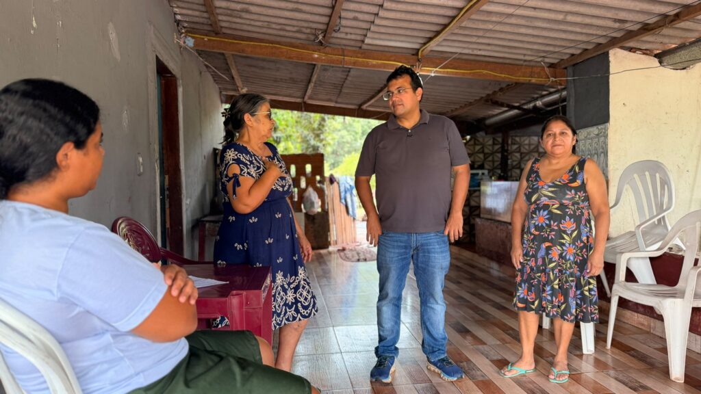 Prefeito visita comunidade de Antônio Maria Coelho e anuncia comitê para acompanhar impactos