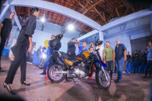 Guarda Municipal de Corumbá amplia estrutura com entrega de sete motos Guarda Municipal de Corumbá amplia estrutura com entrega de sete motos